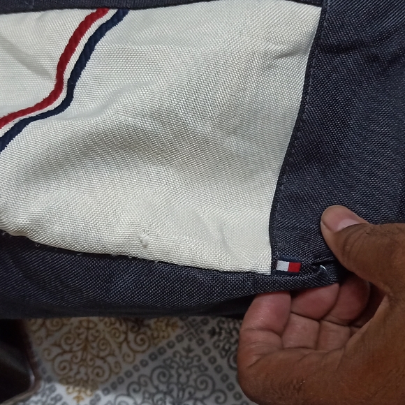 Tommy Hilfiger sold ❌❌❌❌ - Picture 7 of 8